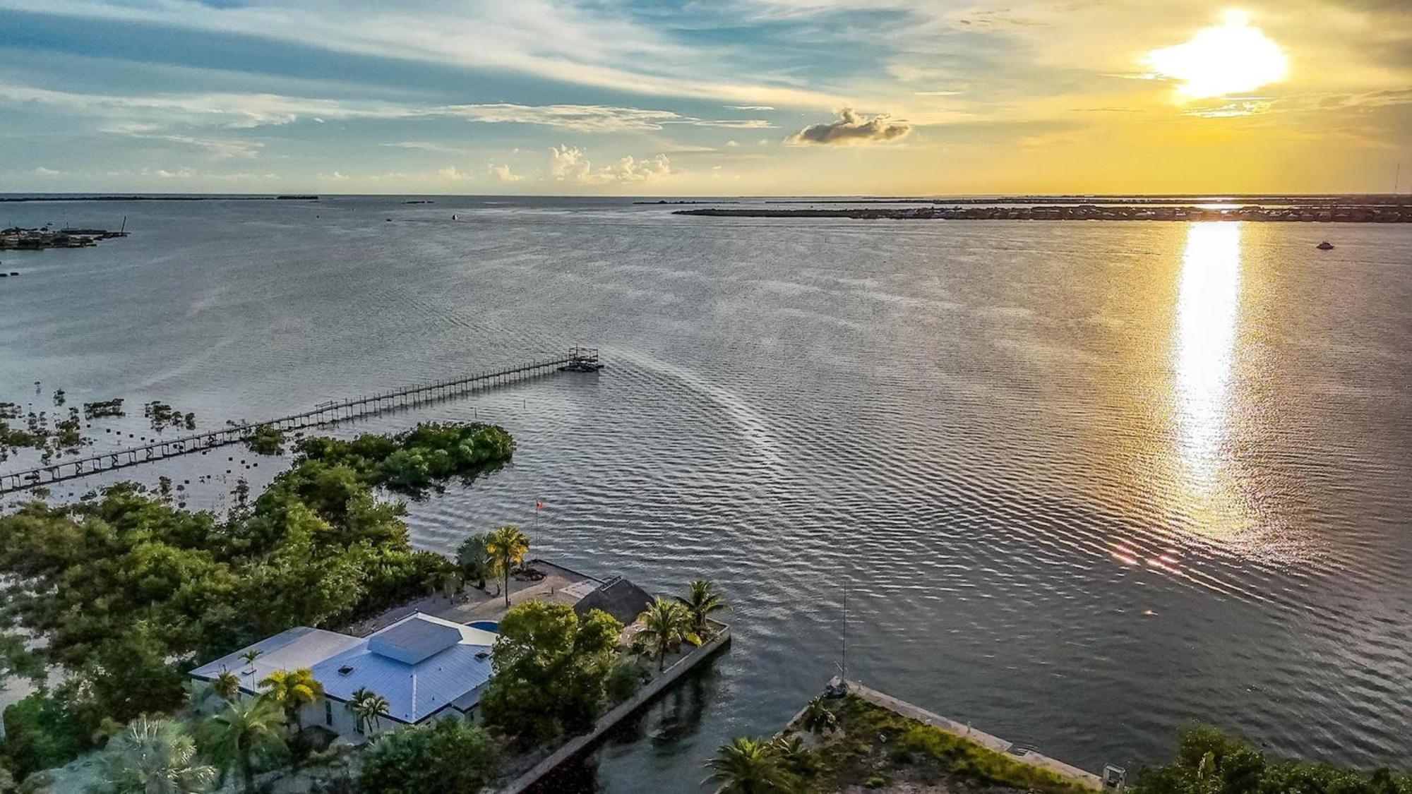 Sunset Retreat Villa Big Pine Key Exterior photo